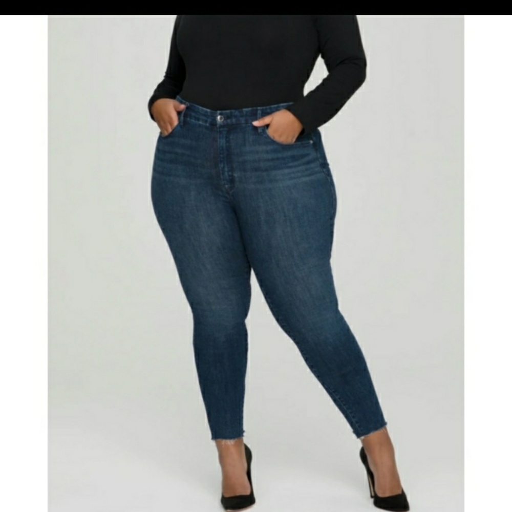Good American good legs raw chewed hem skinny jeans